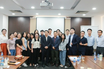 VIAC and VCCI-HCM successfully co-organized the training course on loan contract security measures