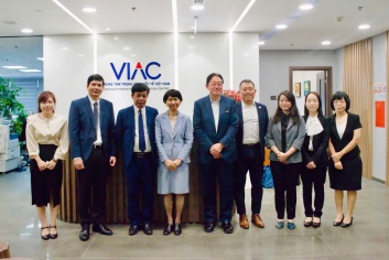 Representatives of VIAC shared insights at a thematic Seminar on Commercial Arbitration organised by Nagashima Ohno & Tsunematsu Law Firm