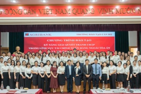 VIAC phối hợp với Ngân hàng Agribank tổ chức Chuỗi chương trình Đào tạo về Kỹ năng giải quyết tranh chấp trong lĩnh vực Tài chính Ngân hàng ngoài tòa án và thi hành án dân sự