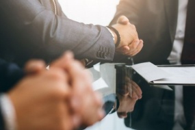 Khóa đào tạo Giải quyết tranh chấp hợp đồng và thi hành Phán quyết trọng tài tại nước ngoài