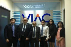 VIAC gặp gỡ trao đổi với Chủ tịch Viện Trọng tài Anh Quốc CIArb