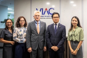 VIAC làm việc cùng đoàn đại diện Quỹ Friedrich Naumann (FNF)