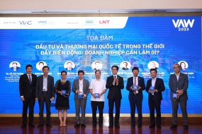 Tọa đàm Đầu tư và Thương mại quốc tế trong thế giới đầy biến động: Doanh nghiệp cần làm gì?