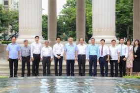 Trung tâm Trọng tài Quốc tế Việt Nam làm việc với Tòa án nhân dân tối cao liên quan đến công tác hỗ trợ và giám sát của Tòa án đối với hoạt động Trọng tài