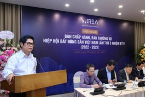 Chủ tịch Vũ Tiến Lộc phát biểu tại Hội nghị Ban chấp hành, ban thường vụ Hiệp hội Bất động sản Việt Nam lần thứ 3 nhiệm kỳ V (2022 - 2027)