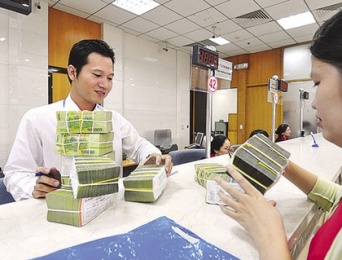 Tiếp tục tái cơ cấu nhà băng