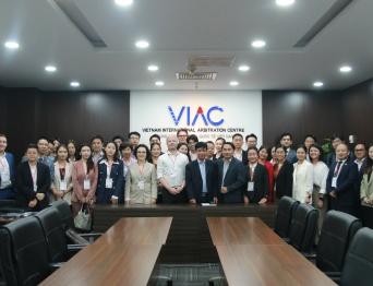 VIAC had a working meeting with the International Association of Young Lawyers (AIJA) about ADRs in the Asia - Pacific