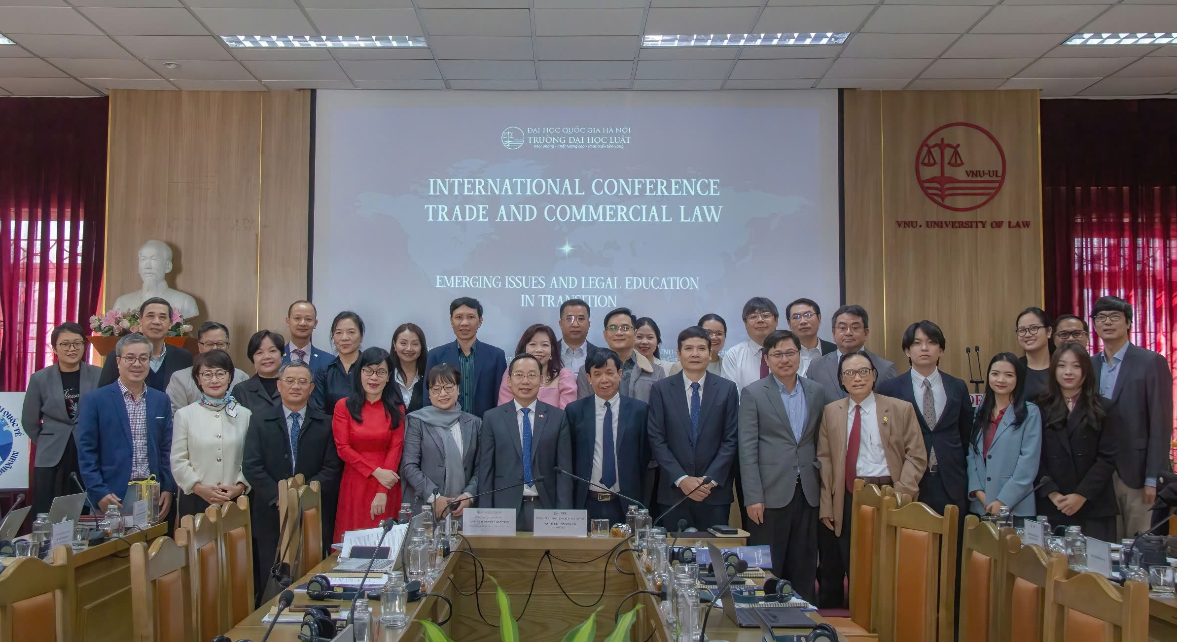 VIAC signed Memorandum of Understanding (MoU) with VNU-UL