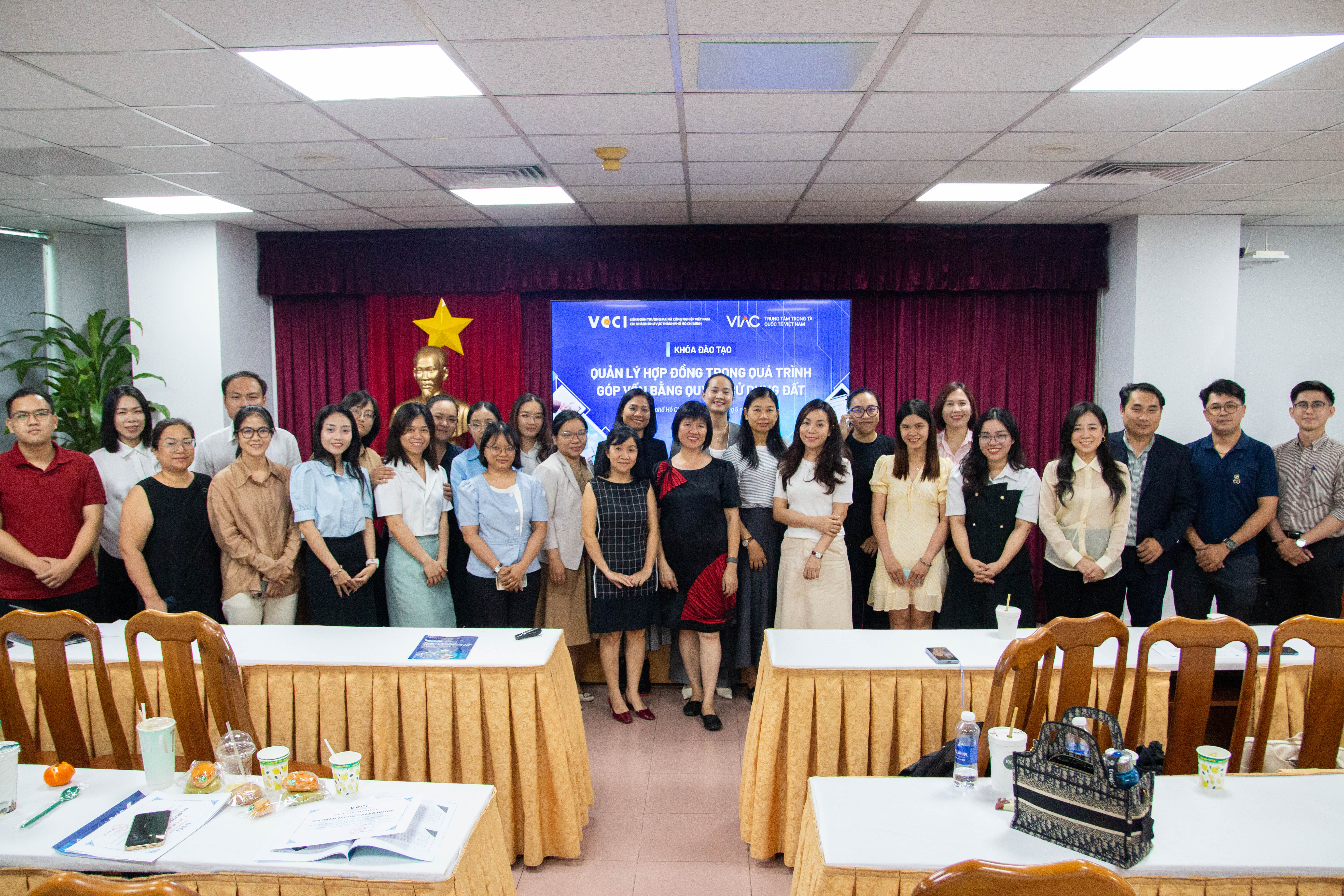 VIAC và VCCI-HCM phối hợp tổ chức thành công Khóa đào tạo với chủ đề “Quản lý hợp đồng trong hoạt động góp vốn bằng quyền sử dụng đất”