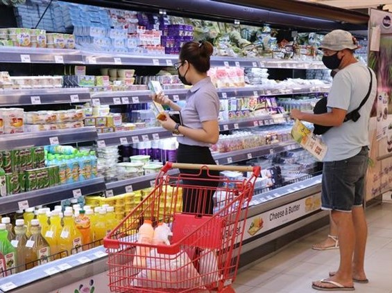 Tạo hành lang pháp lý thuận lợi và khả thi thực hiện hiệu quả công tác bảo vệ quyền lợi người tiêu dùng
