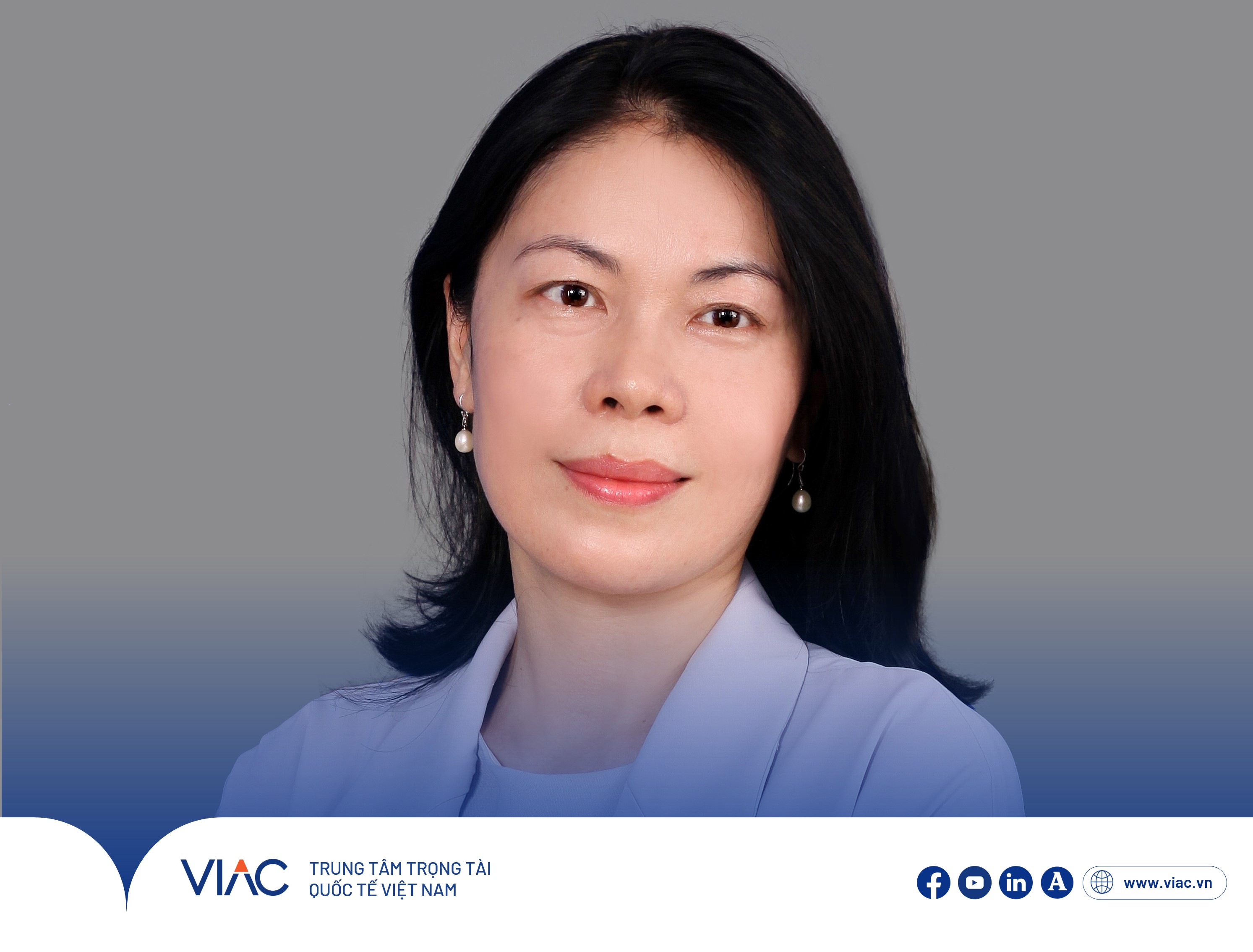 Trọng tài viên VIAC TS. Trịnh Hải Yến chia sẻ về đầu tư quốc tế trong lĩnh vực năng lượng tái tạo tại Diễn đàn Luật học Mùa Thu do Trường Đại học Luật, Đại học Quốc gia Hà Nội tổ chức vào ngày 14 và 15/8/2025